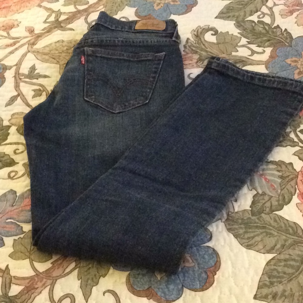 Levi’s 505 Mom straight leg jeans.